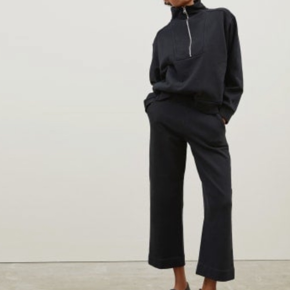 Wide leg sweatpants